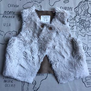 Zara BabyGirl Faux Fur Vest size 2-3 yr old